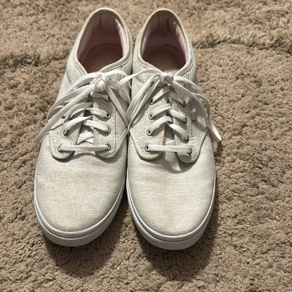 Women’s Light Gray Vans